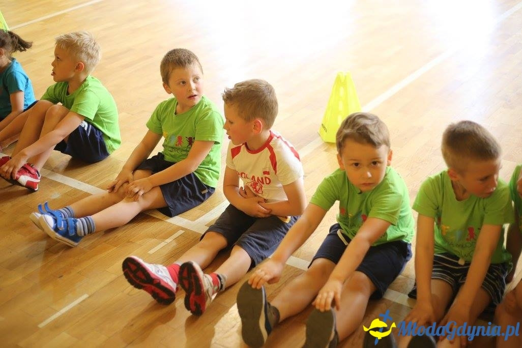 Akademia Młodych Sportowców CHYLONIA - ZAKOŃCZENIE SEZONU 2016-17