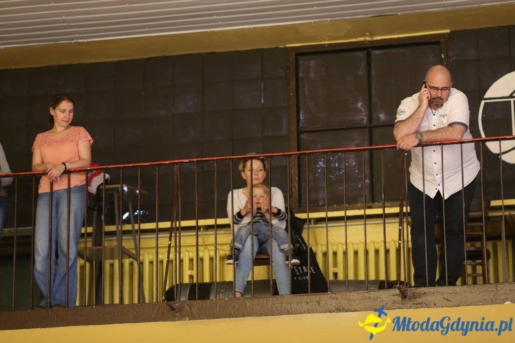 Akademia Młodych Sportowców CHYLONIA - ZAKOŃCZENIE SEZONU 2016-17