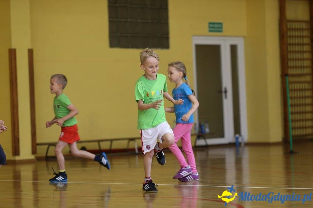 Akademia Młodych Sportowców CHYLONIA - ZAKOŃCZENIE SEZONU 2016-17