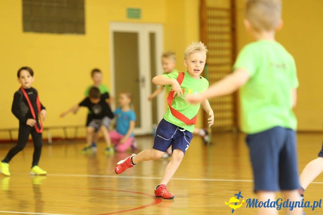 Akademia Młodych Sportowców CHYLONIA - ZAKOŃCZENIE SEZONU 2016-17