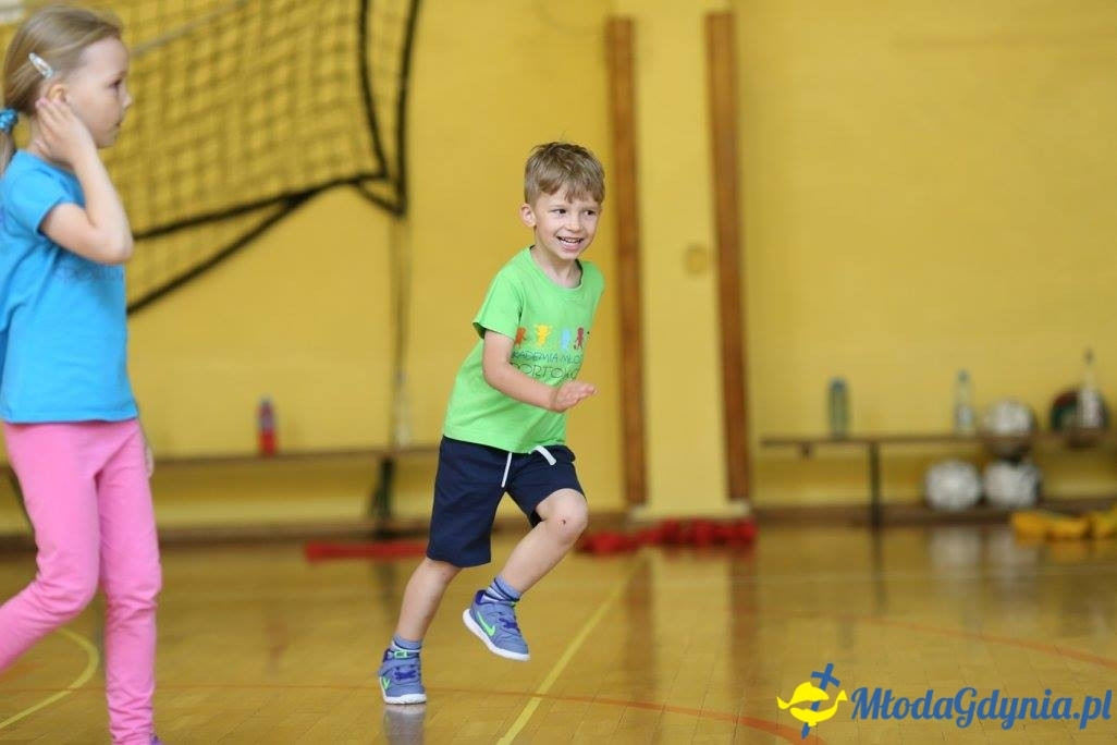 Akademia Młodych Sportowców CHYLONIA - ZAKOŃCZENIE SEZONU 2016-17