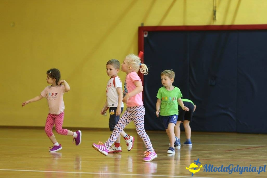 Akademia Młodych Sportowców CHYLONIA - ZAKOŃCZENIE SEZONU 2016-17