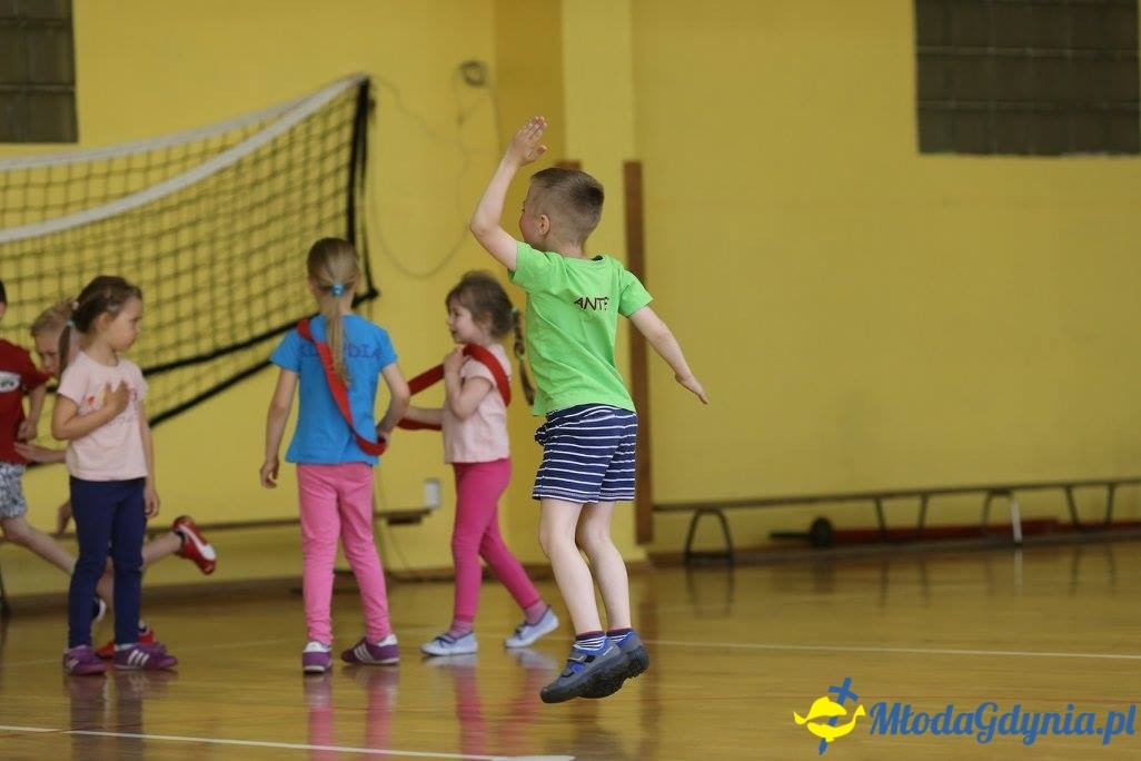 Akademia Młodych Sportowców CHYLONIA - ZAKOŃCZENIE SEZONU 2016-17