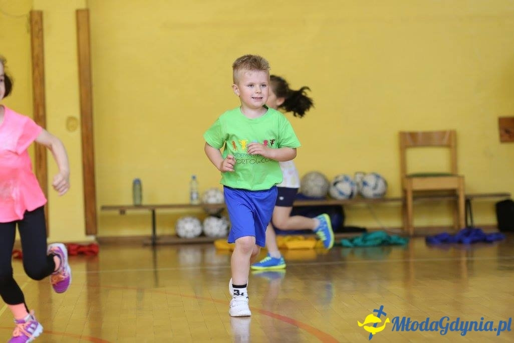 Akademia Młodych Sportowców CHYLONIA - ZAKOŃCZENIE SEZONU 2016-17