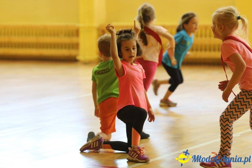 Akademia Młodych Sportowców CHYLONIA - ZAKOŃCZENIE SEZONU 2016-17