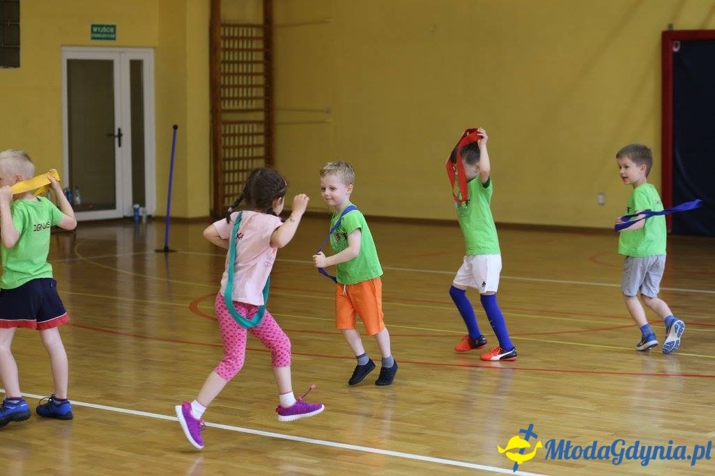 Akademia Młodych Sportowców CHYLONIA - ZAKOŃCZENIE SEZONU 2016-17