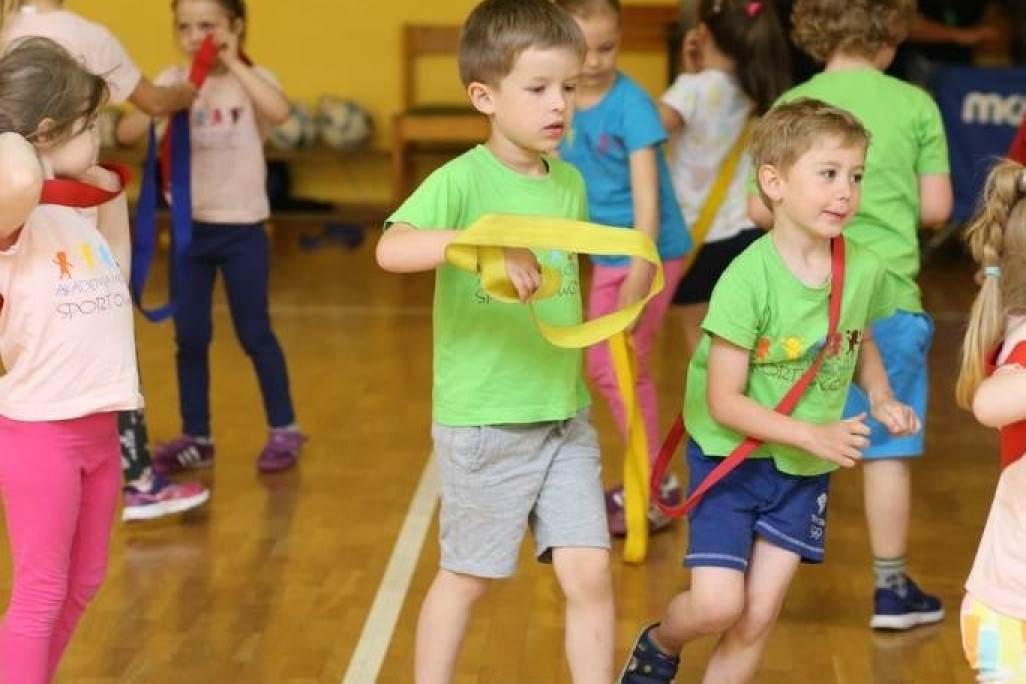 Akademia Młodych Sportowców CHYLONIA - ZAKOŃCZENIE SEZONU 2016-17