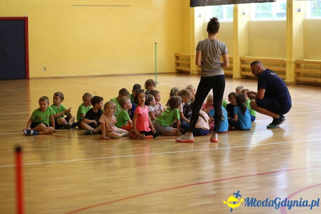 Akademia Młodych Sportowców CHYLONIA - ZAKOŃCZENIE SEZONU 2016-17