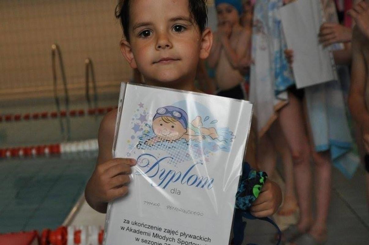 Akademia Młodych Sportowców - BASEN - ZAKOŃCZENIE SEZONU 2016-17