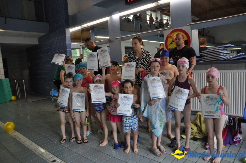 Akademia Młodych Sportowców - BASEN - ZAKOŃCZENIE SEZONU 2016-17