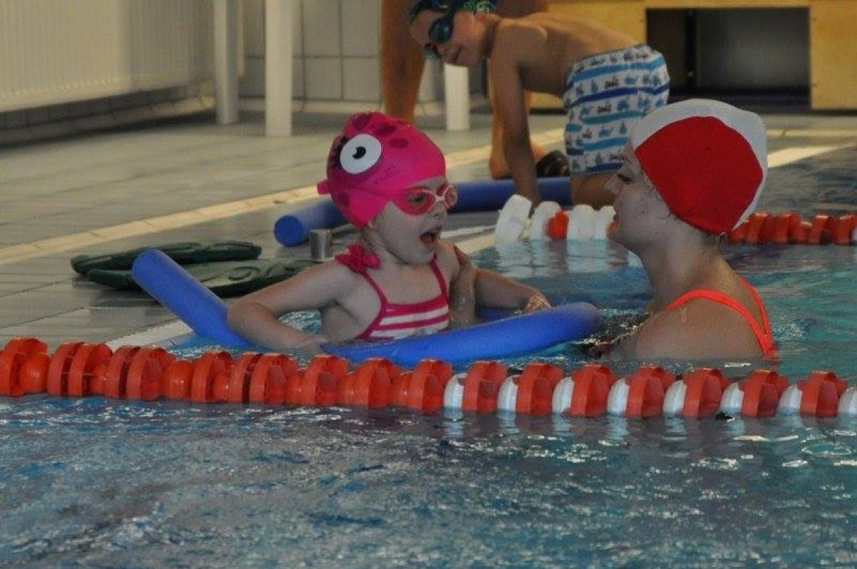 Akademia Młodych Sportowców - BASEN - ZAKOŃCZENIE SEZONU 2016-17