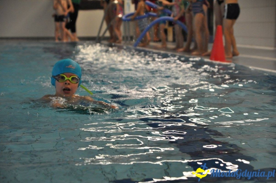 Akademia Młodych Sportowców - BASEN - ZAKOŃCZENIE SEZONU 2016-17