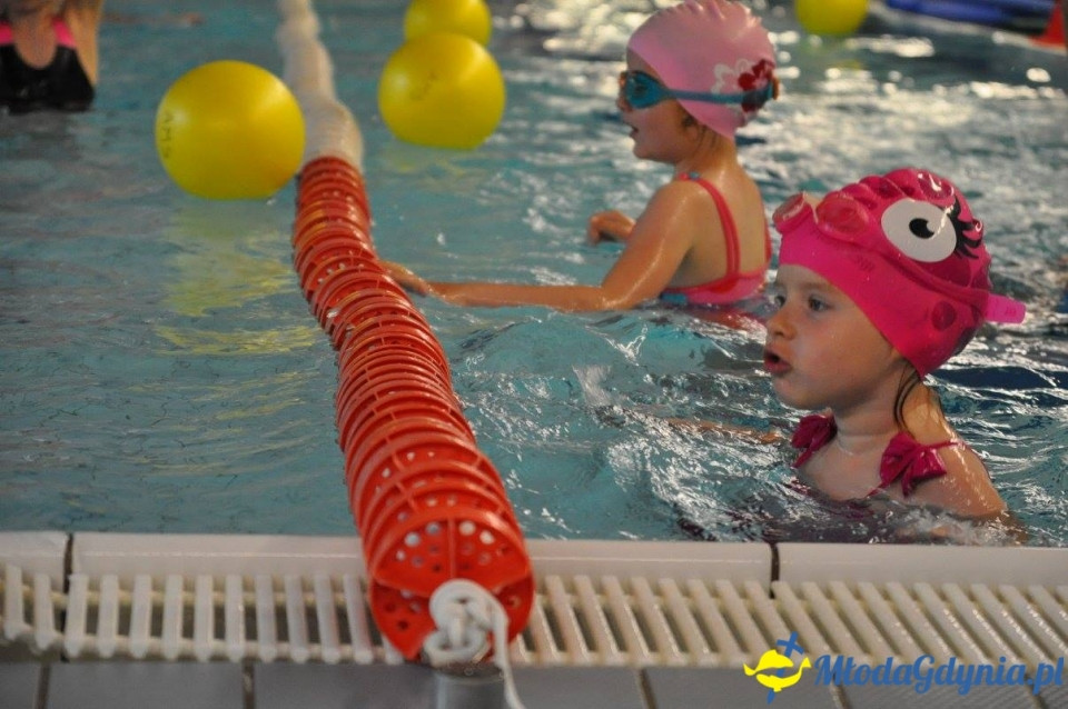 Akademia Młodych Sportowców - BASEN - ZAKOŃCZENIE SEZONU 2016-17