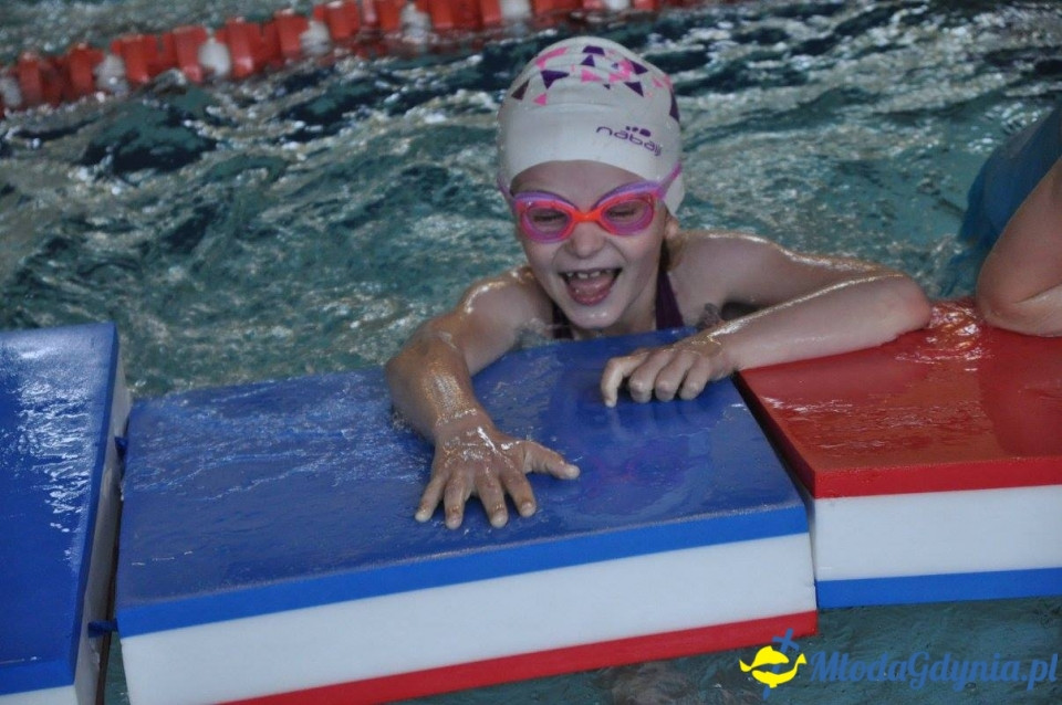 Akademia Młodych Sportowców - BASEN - ZAKOŃCZENIE SEZONU 2016-17