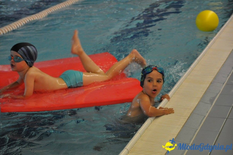 Akademia Młodych Sportowców - BASEN - ZAKOŃCZENIE SEZONU 2016-17