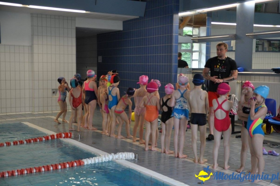 Akademia Młodych Sportowców - BASEN - ZAKOŃCZENIE SEZONU 2016-17