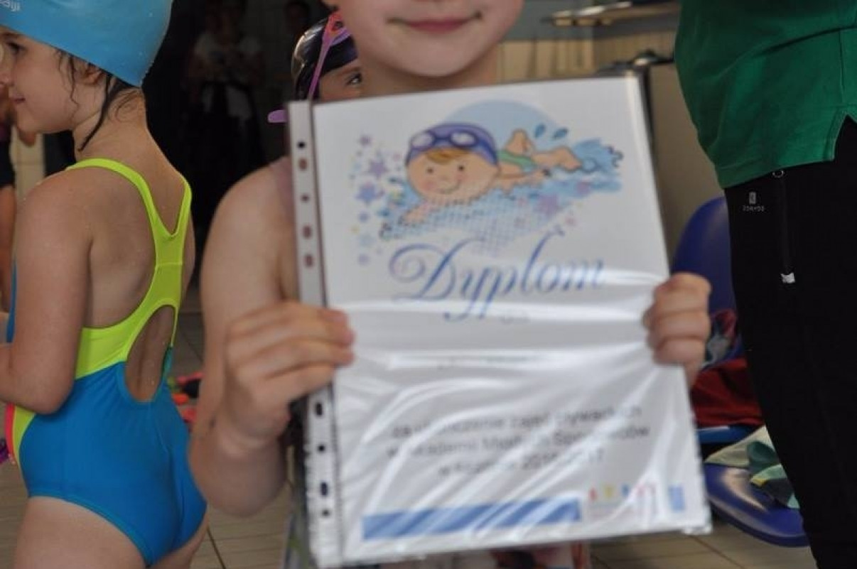 Akademia Młodych Sportowców - BASEN - ZAKOŃCZENIE SEZONU 2016-17