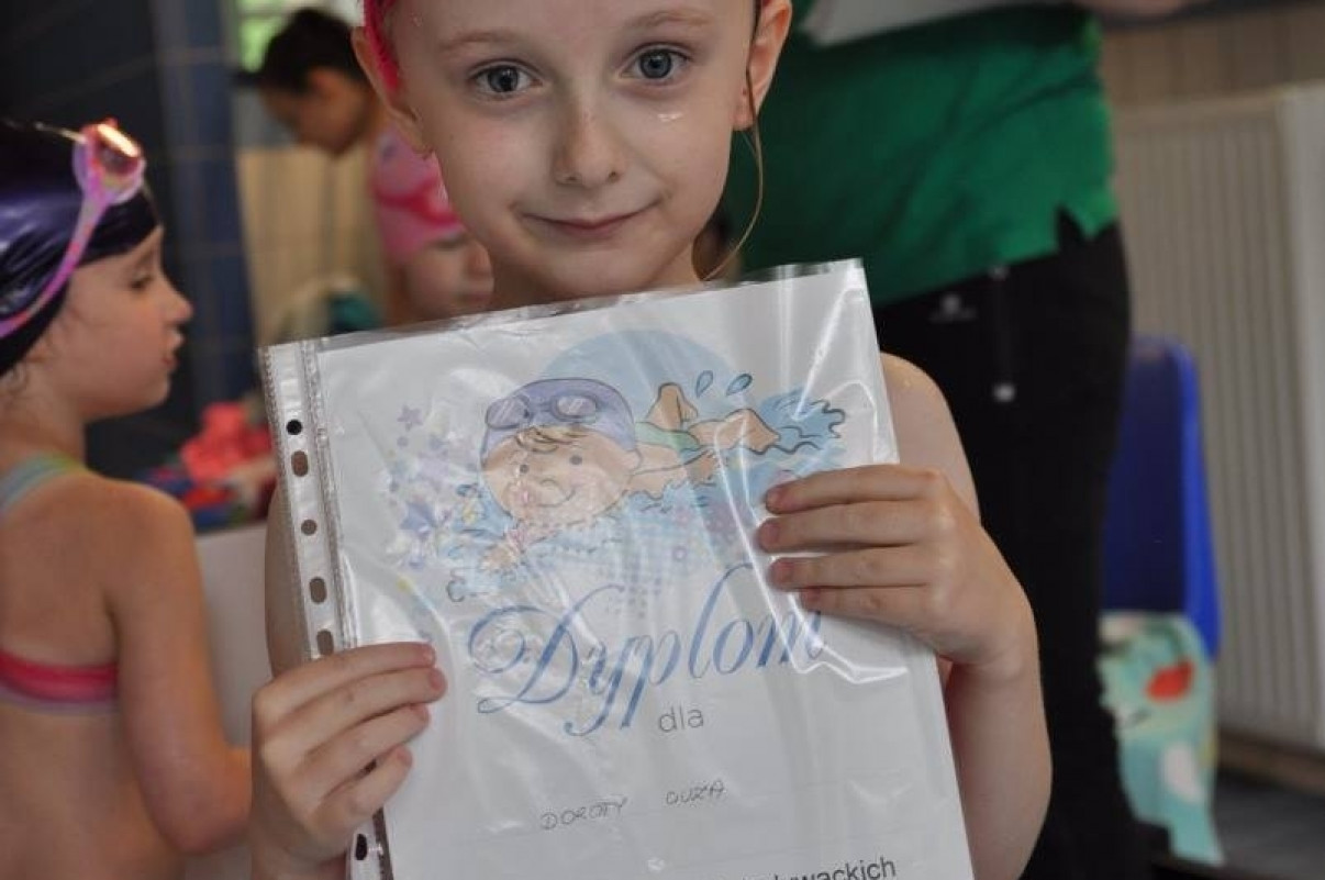 Akademia Młodych Sportowców - BASEN - ZAKOŃCZENIE SEZONU 2016-17