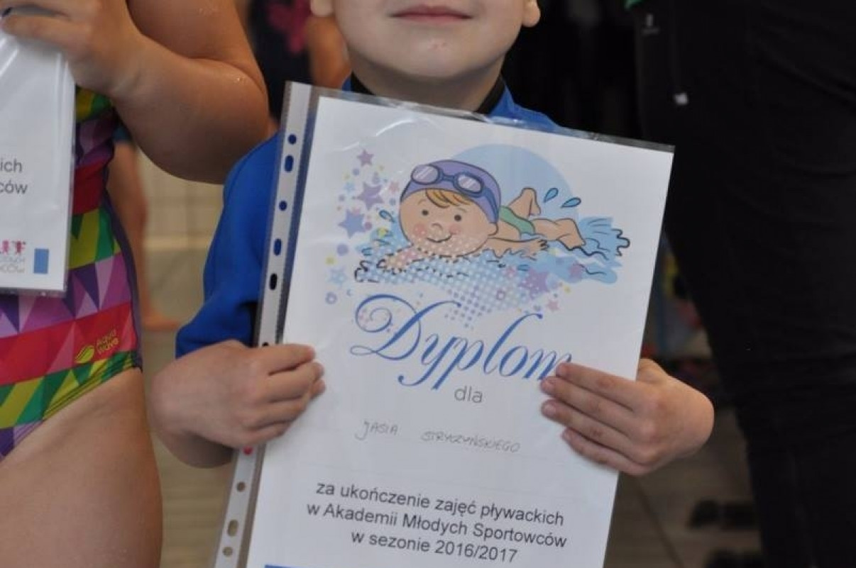 Akademia Młodych Sportowców - BASEN - ZAKOŃCZENIE SEZONU 2016-17