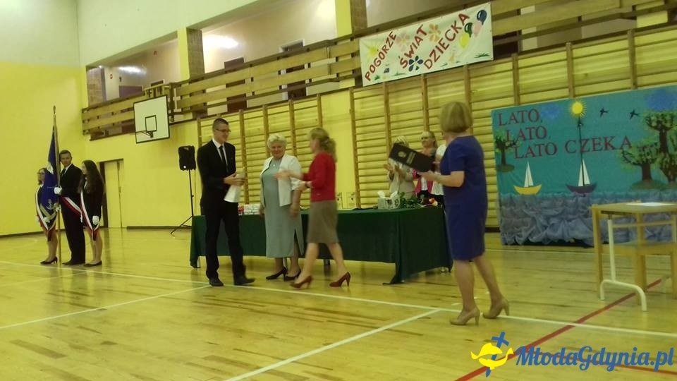 ZS 11 - pozegnianie  klas 3 gimnazjum - 2017