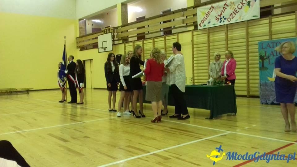 ZS 11 - pozegnianie  klas 3 gimnazjum - 2017