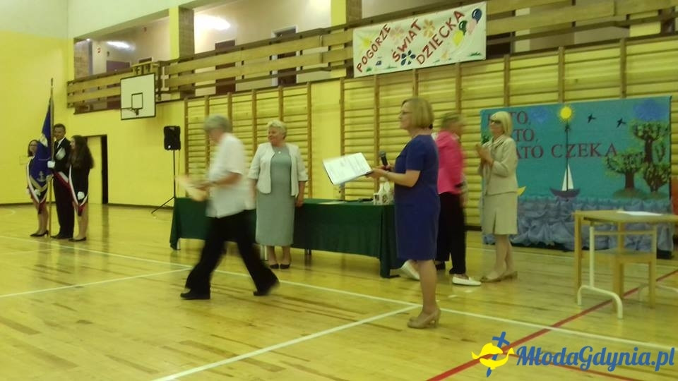 ZS 11 - pozegnianie  klas 3 gimnazjum - 2017