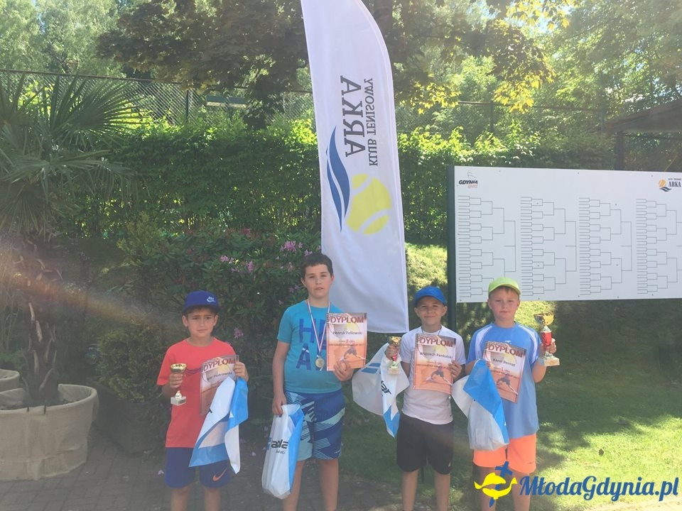 TENIS10 - BMC ARKA CUP i UNI-LOGISTICS ARKA CUP oraz Turniej Skrzatów