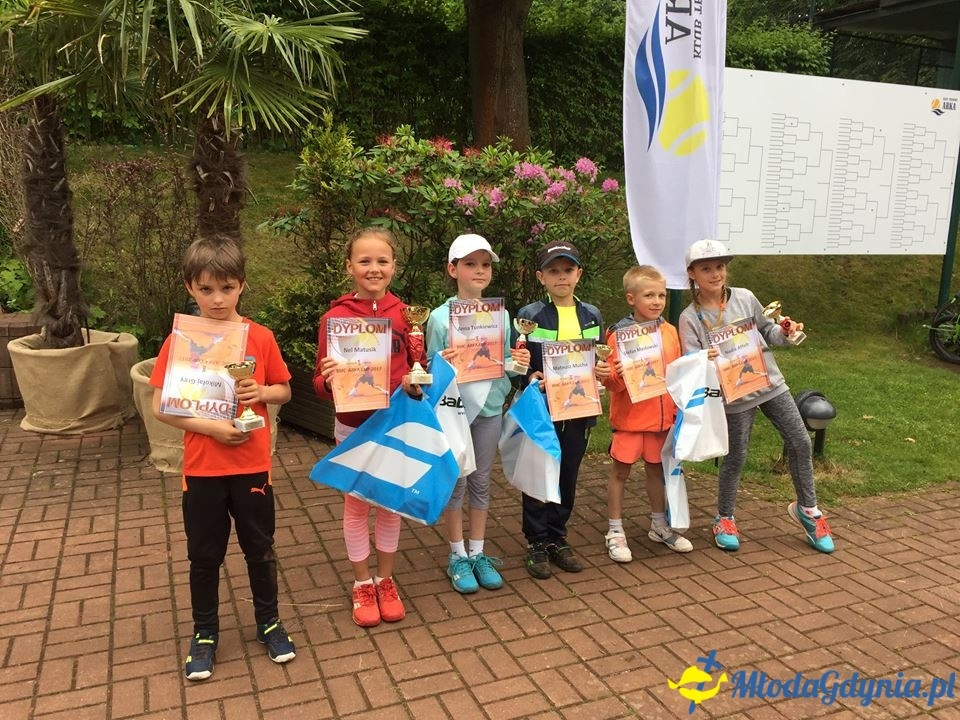 TENIS10 - BMC ARKA CUP i UNI-LOGISTICS ARKA CUP oraz Turniej Skrzatów