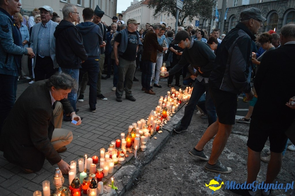 Protest przed Sądem Rejonowym w Gdyni