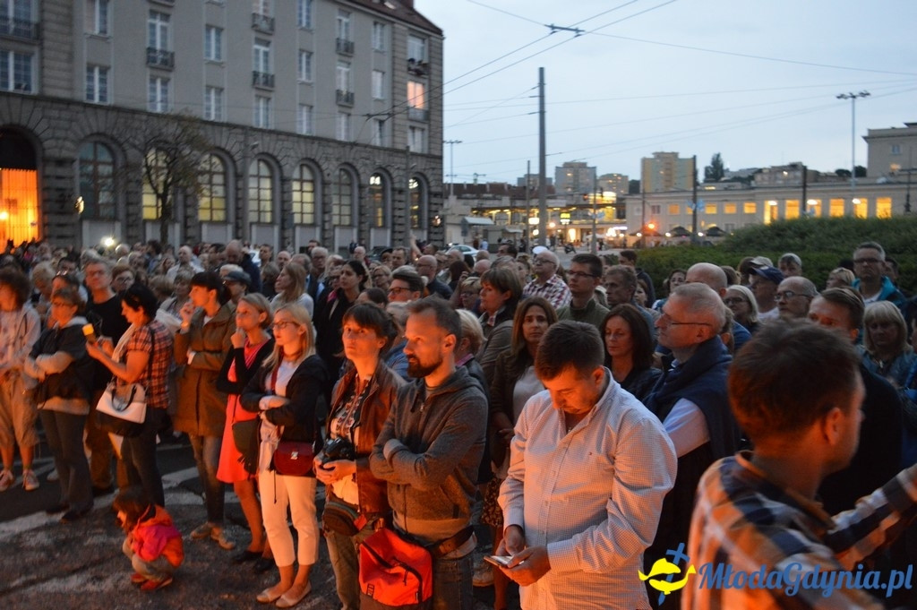 Protest przed Sądem Rejonowym w Gdyni