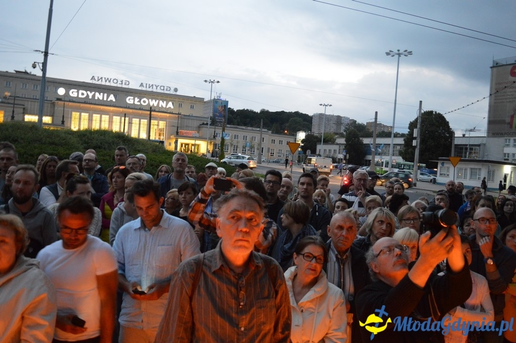 Protest przed Sądem Rejonowym w Gdyni