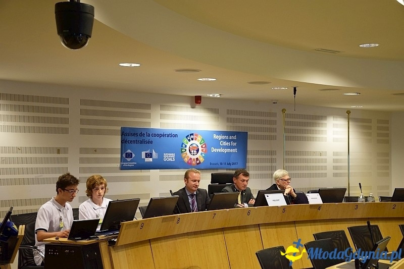 Uczniowie Gimnazjum nr 11 w Gdyni w Parlamencie Europejskim