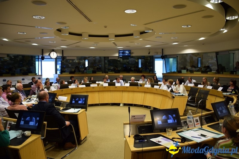 Uczniowie Gimnazjum nr 11 w Gdyni w Parlamencie Europejskim