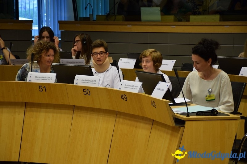 Uczniowie Gimnazjum nr 11 w Gdyni w Parlamencie Europejskim