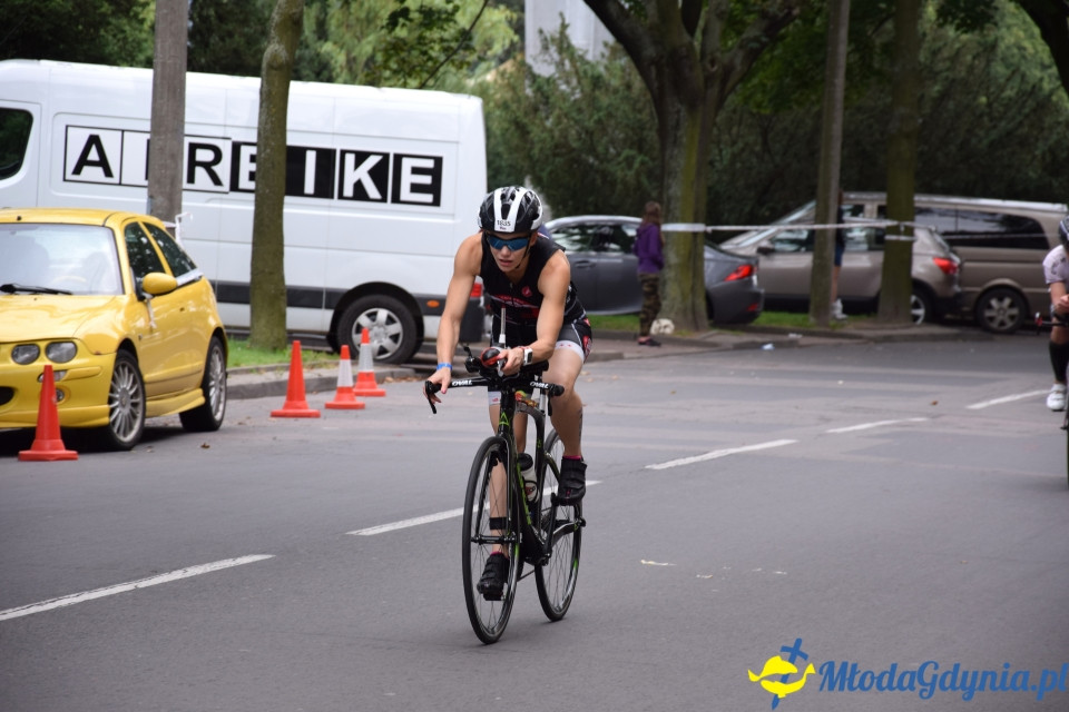 Ironman Gdynia 70.3 (pływanie i rower)