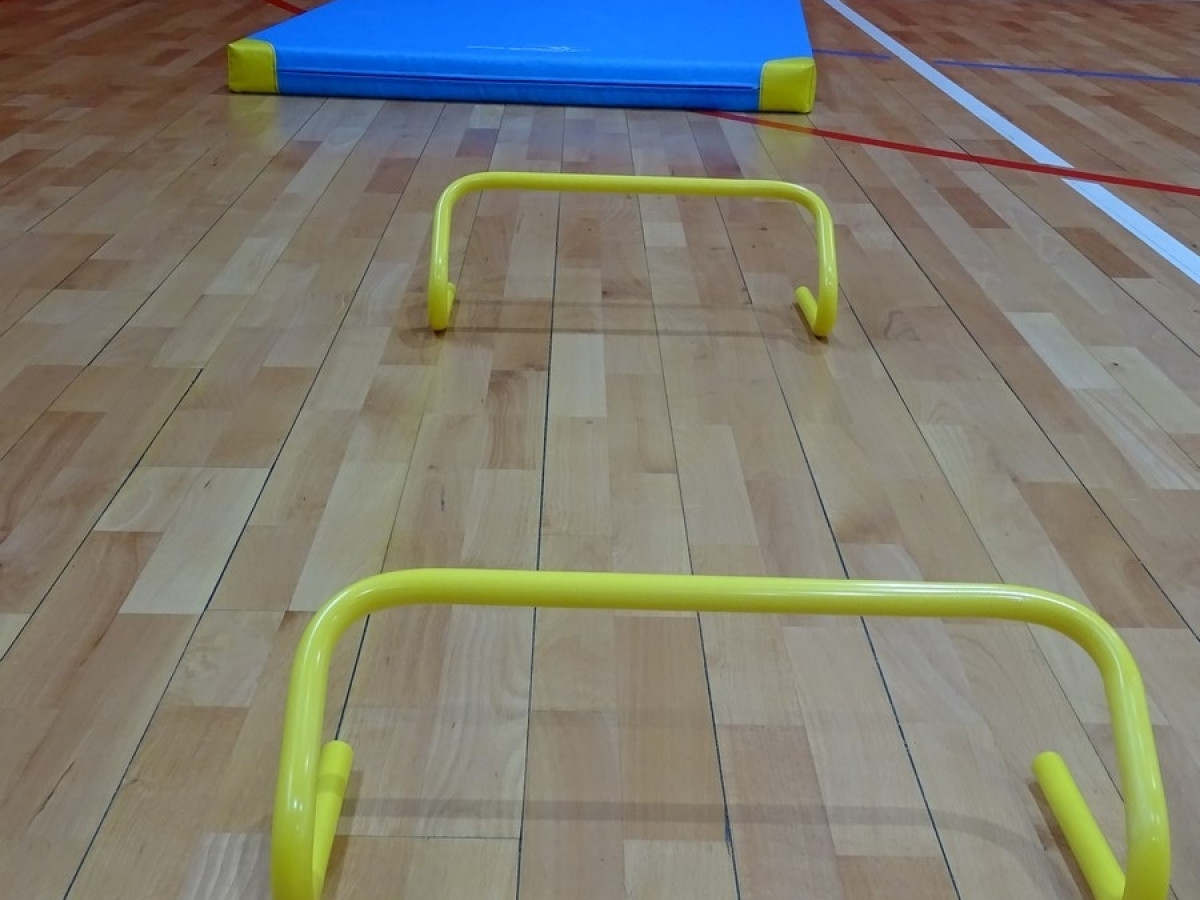 ZSJ - klasa Va SPJ - ćwiczy na nowym sprzęcie