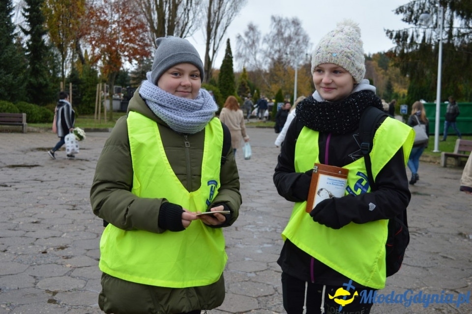 1 listopada 2017 - kwesta na rzecz Hospicjum : Cmentarz Marynarki Wojennej RP, Cmentarz Witomiński, Cmentarz komunalny