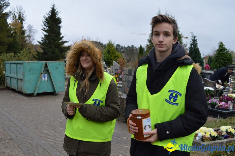 1 listopada 2017 - kwesta na rzecz Hospicjum : Cmentarz Marynarki Wojennej RP, Cmentarz Witomiński, Cmentarz komunalny