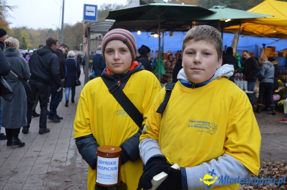 1 listopada 2017 - kwesta na rzecz Hospicjum : Cmentarz Marynarki Wojennej RP, Cmentarz Witomiński, Cmentarz komunalny