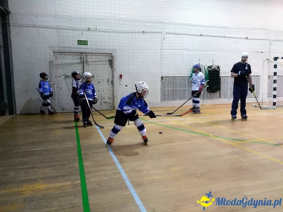 HUKS Niedźwiadki - trening na rolkach