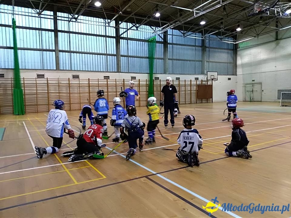HUKS Niedźwiadki - trening na rolkach