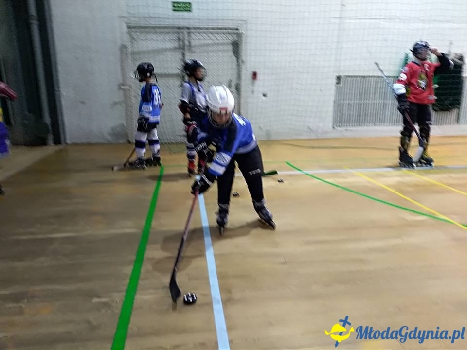 HUKS Niedźwiadki - trening na rolkach