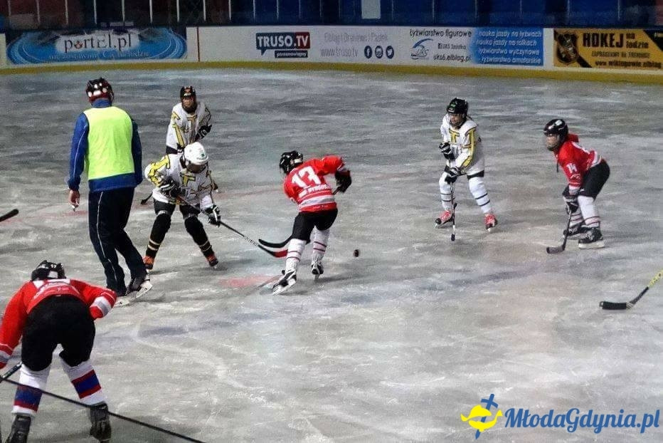 HUKS Niedźwiadki - mecz ligowy Żaka Młodszego w Elblągu 21.10.2017