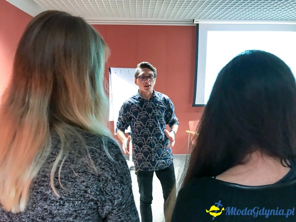 II LO - uczniowie na  warsztatach w ramach Gdyńskiej Akademii Debat,