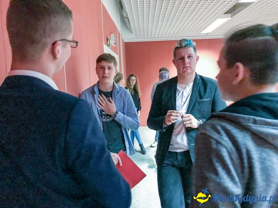 II LO - uczniowie na  warsztatach w ramach Gdyńskiej Akademii Debat,