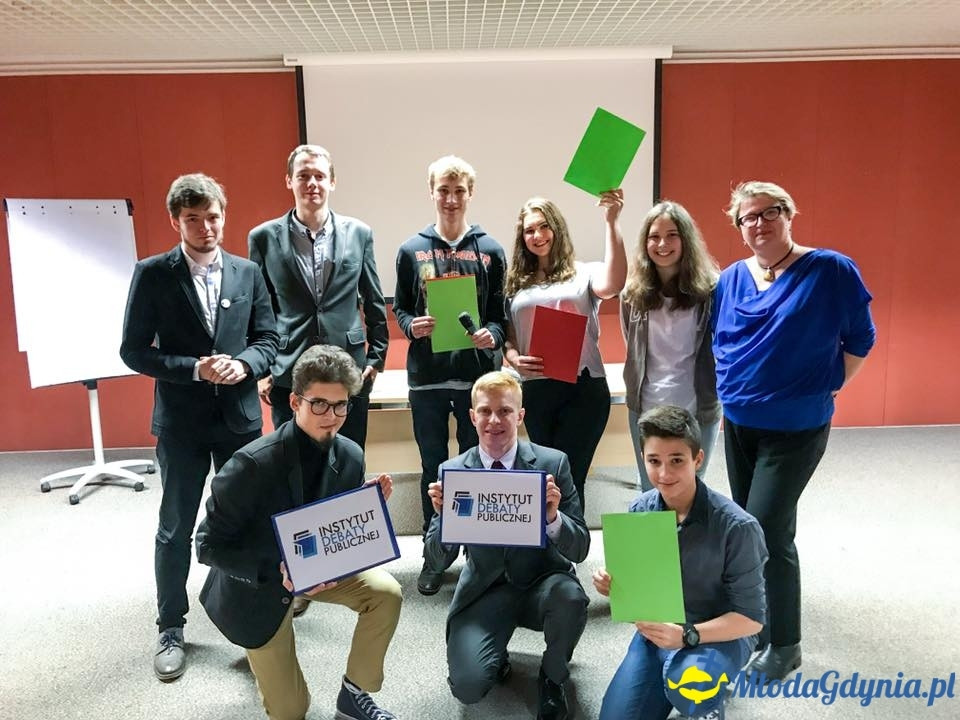 II LO - uczniowie na  warsztatach w ramach Gdyńskiej Akademii Debat,