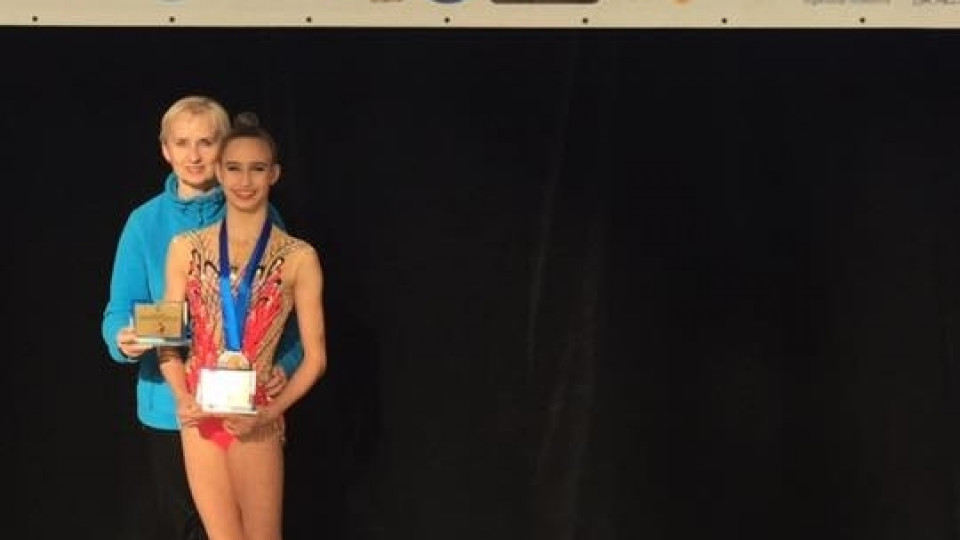 Natalia Kozioł i Kornelia Pacholec na zawodach w Mrzeżynie