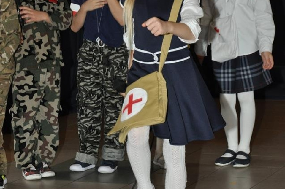 SP 28 - uroczysta akademia z okazji 99 rocznicy odzyskania przez Polskę niepodległości