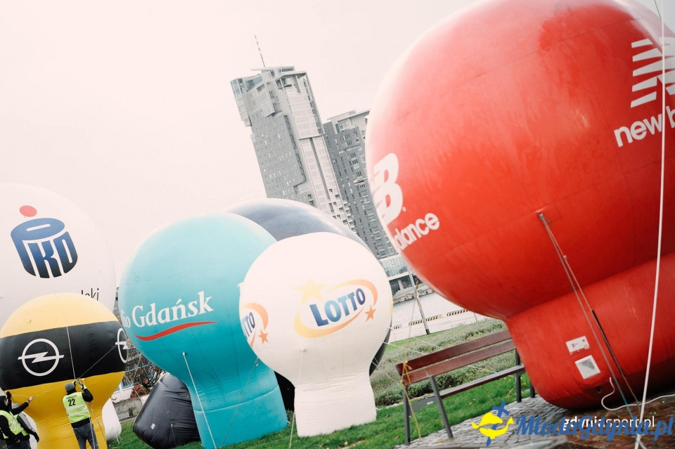 Marsz nordic walking - Bieg Niepodległości z PKO Bankiem Polskim 2017 (I)