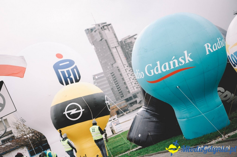 Marsz nordic walking - Bieg Niepodległości z PKO Bankiem Polskim 2017 (I)